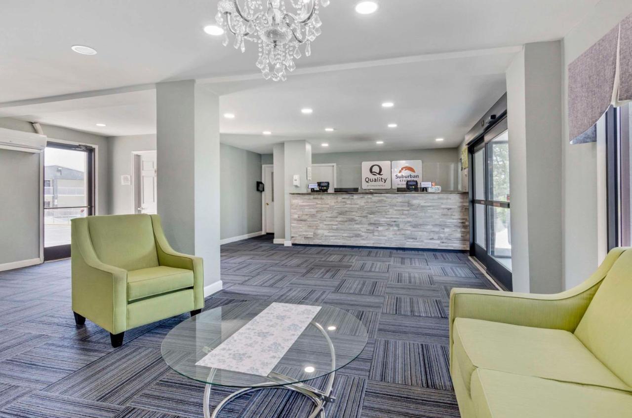 Suburban Studios Verona - Staunton North Екстер'єр фото